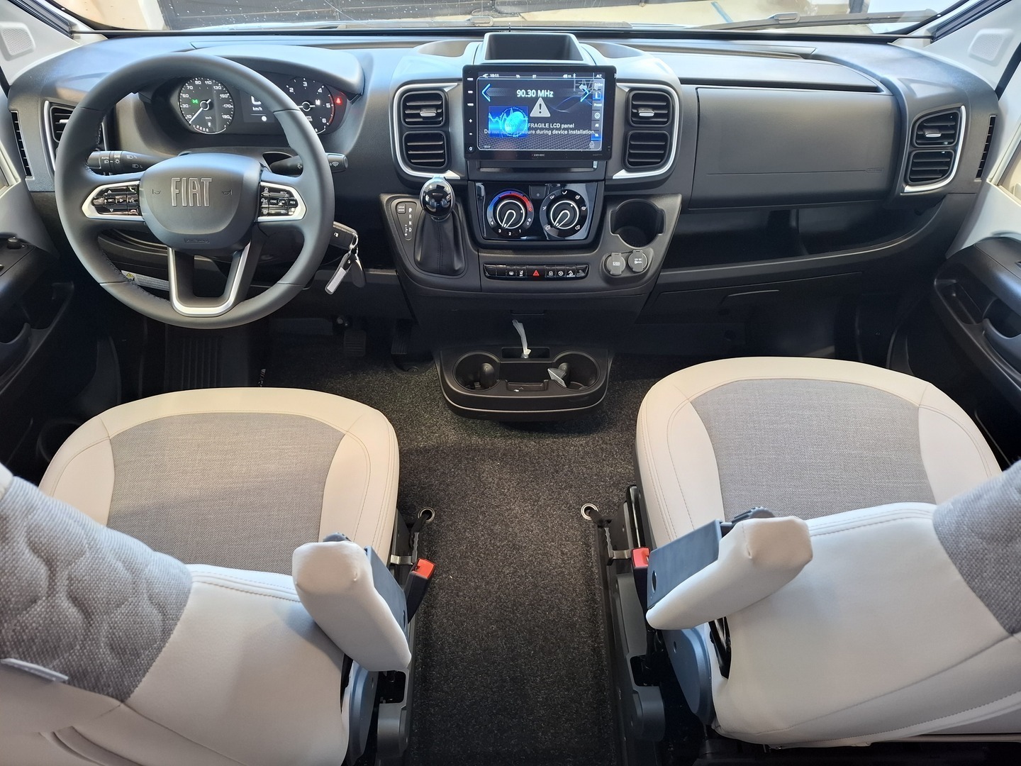 ADRIA MATRIX SUPREME 670 SL 2026