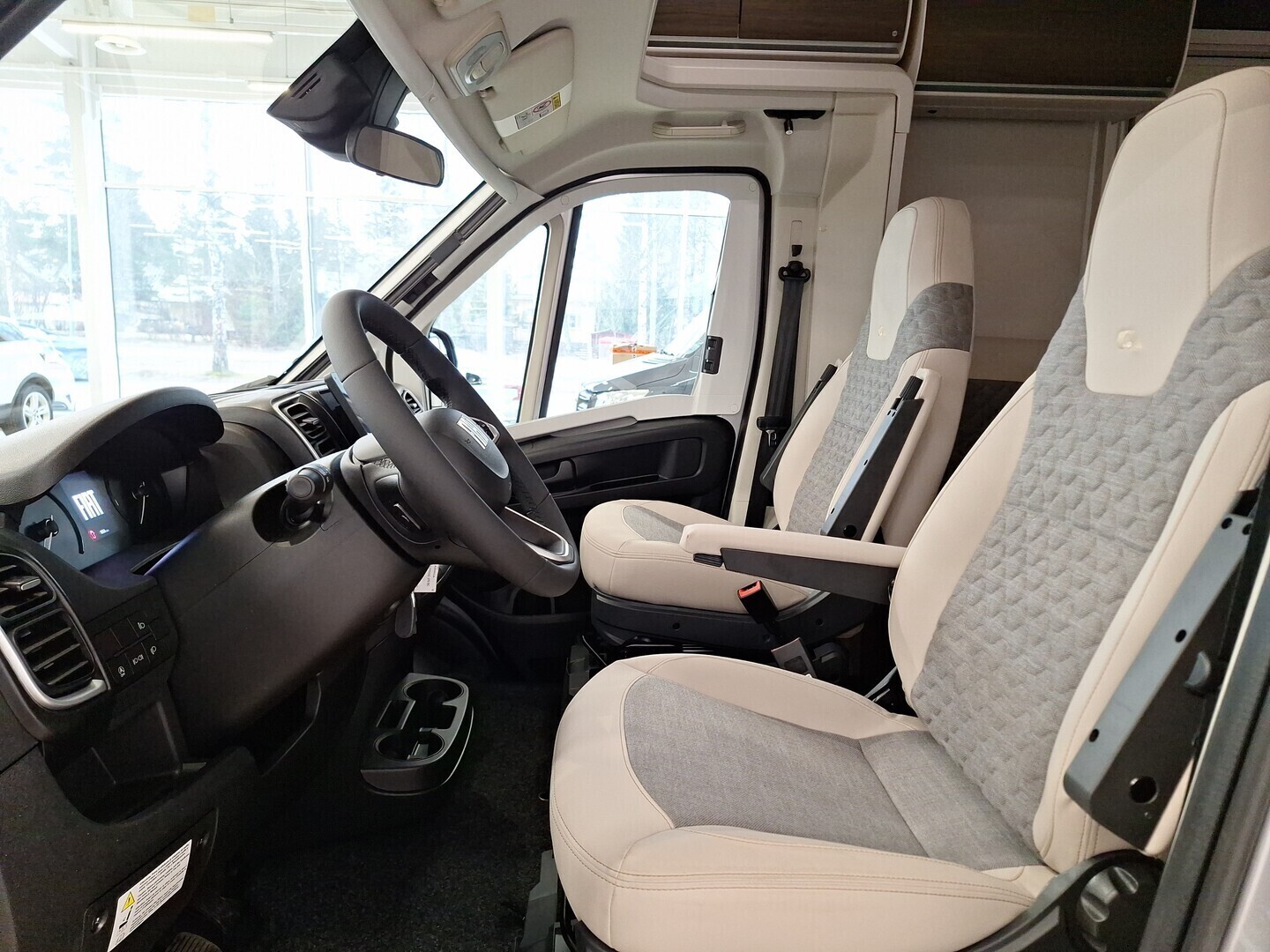 ADRIA MATRIX SUPREME 670 SC 2026