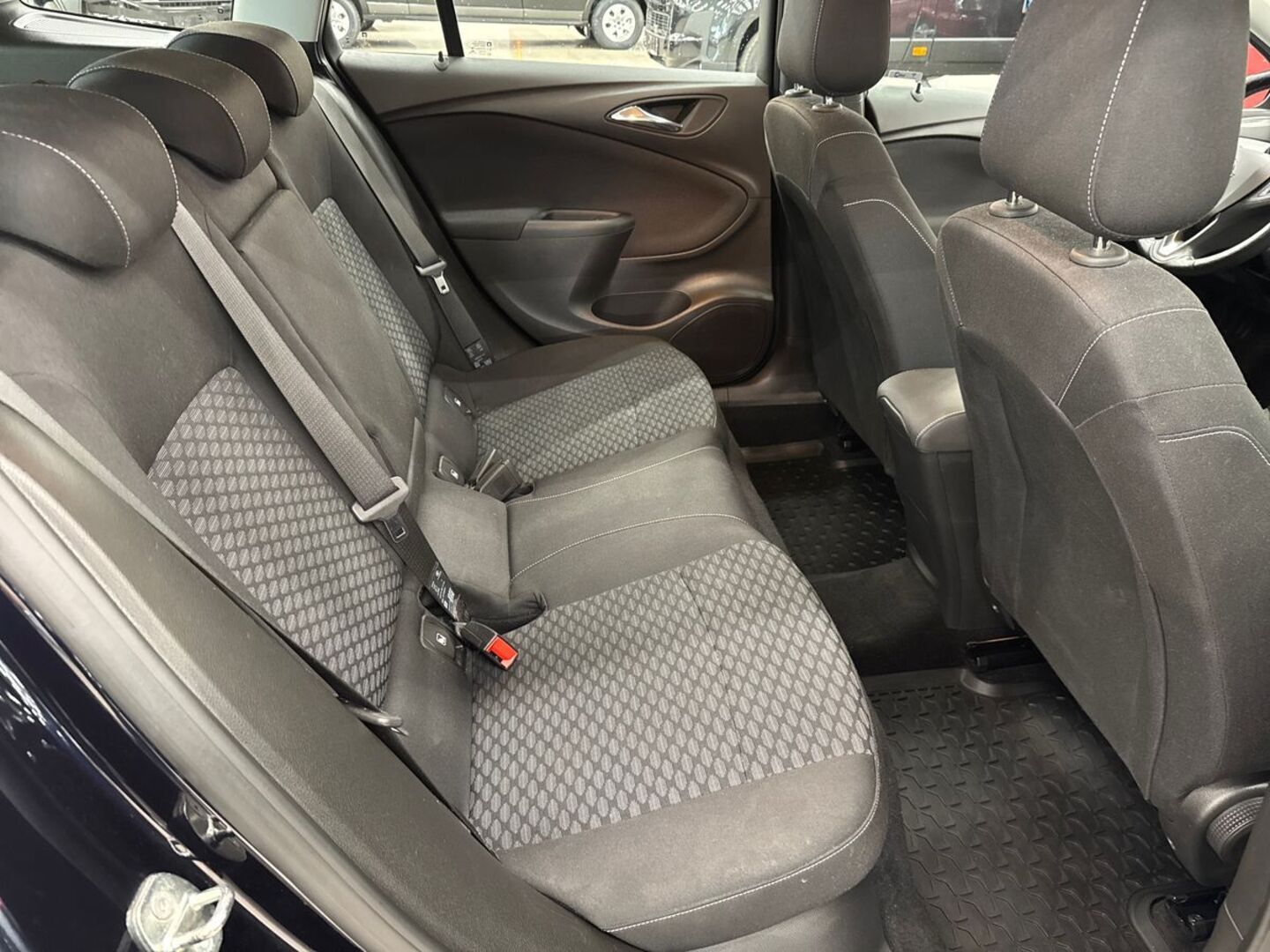 OPEL Astra 2018