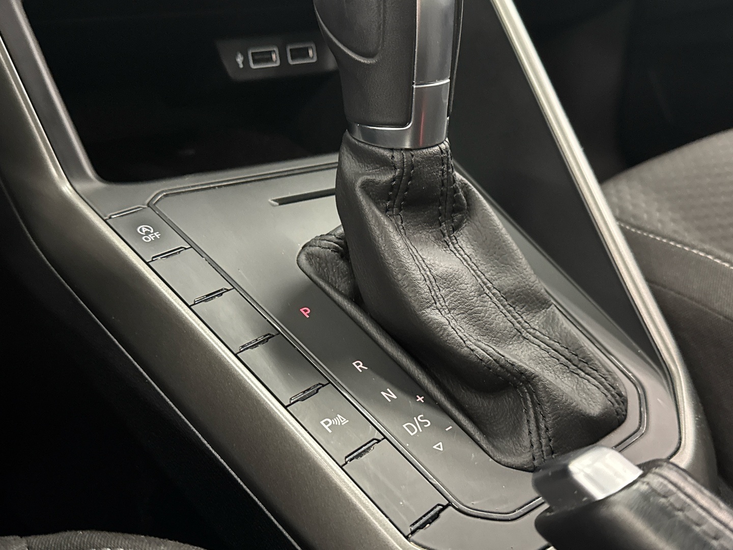 VOLKSWAGEN Polo 2018