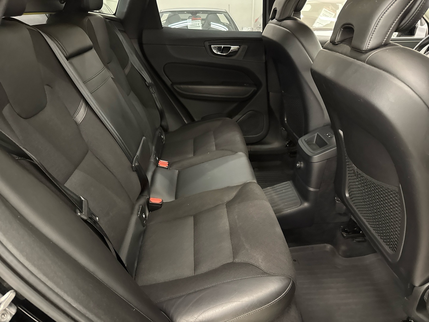 VOLVO XC60 2018