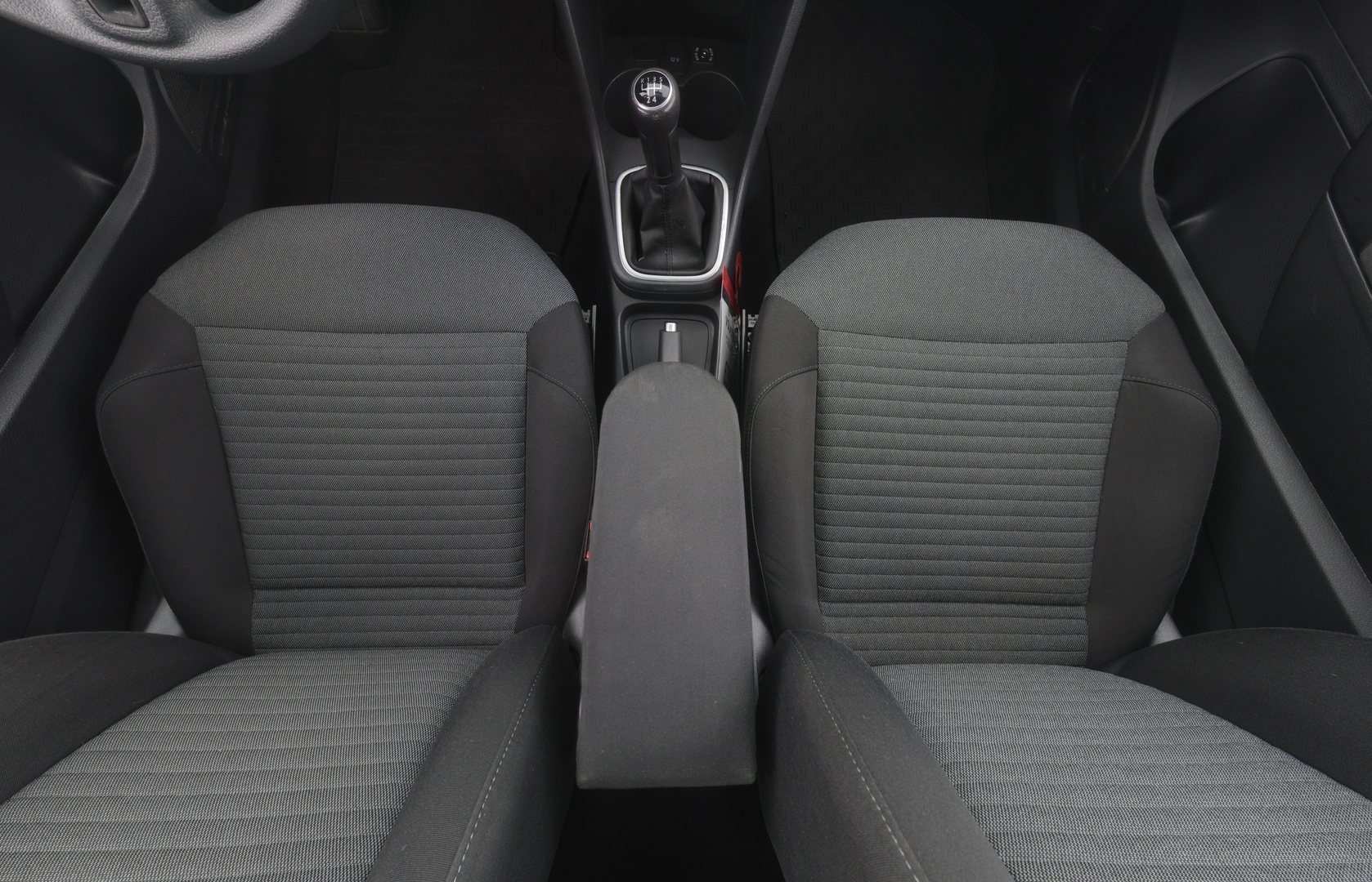 VOLKSWAGEN Polo 2011