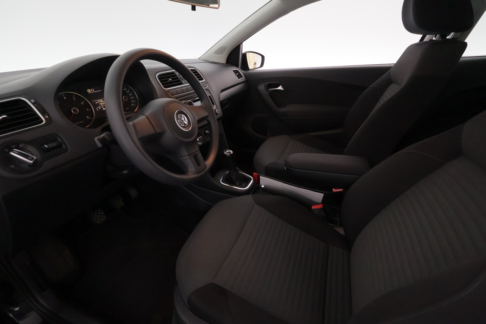 VOLKSWAGEN Polo 2011