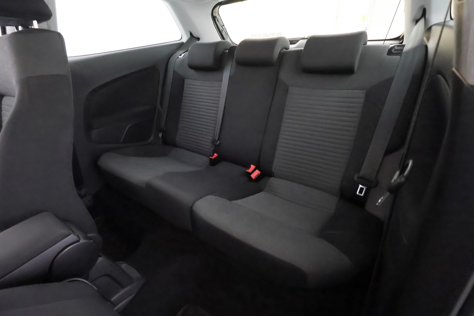 VOLKSWAGEN Polo 2011