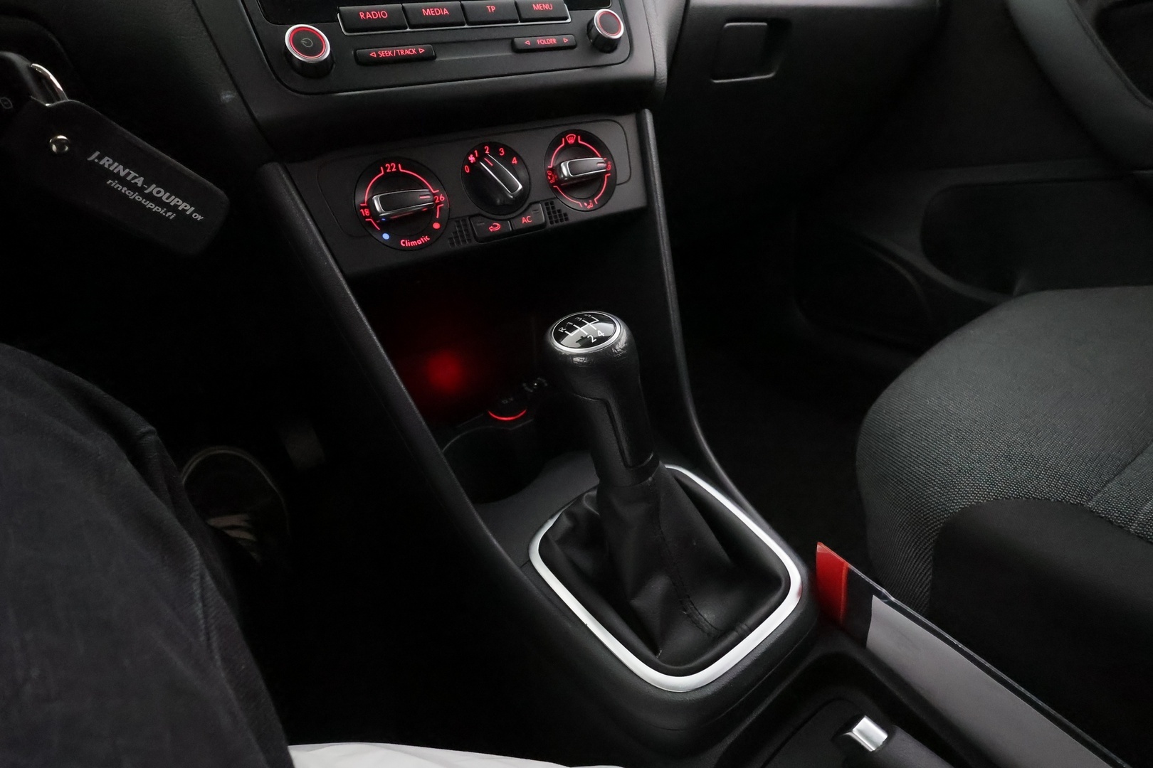 VOLKSWAGEN Polo 2011