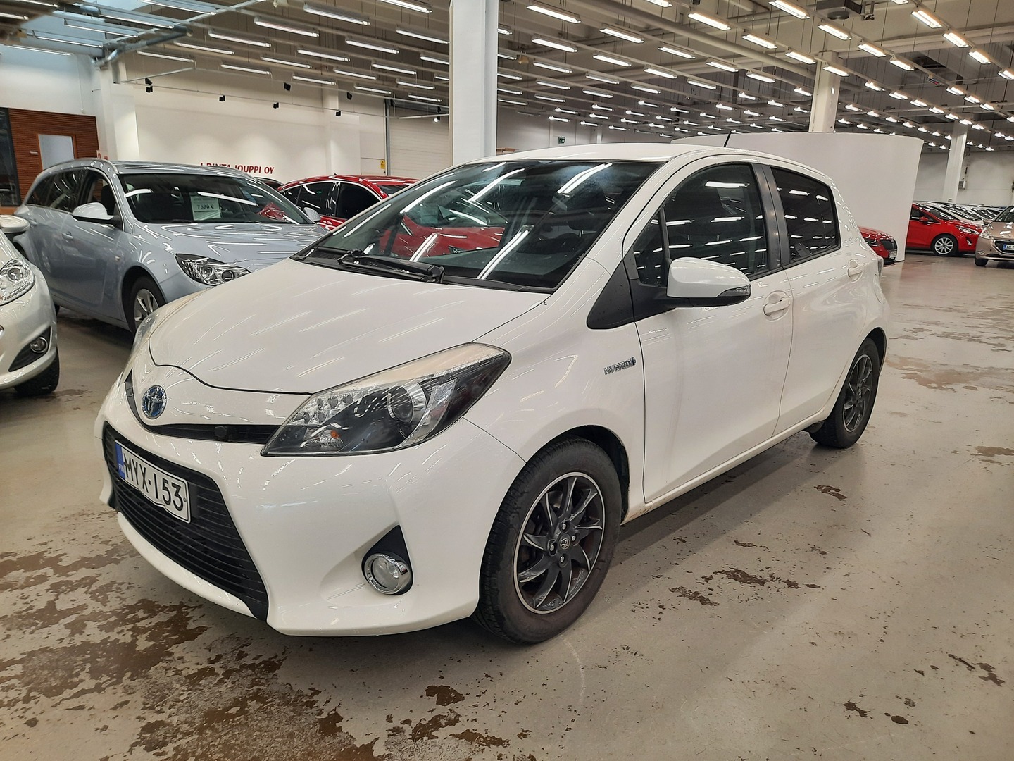 TOYOTA Yaris 2012
