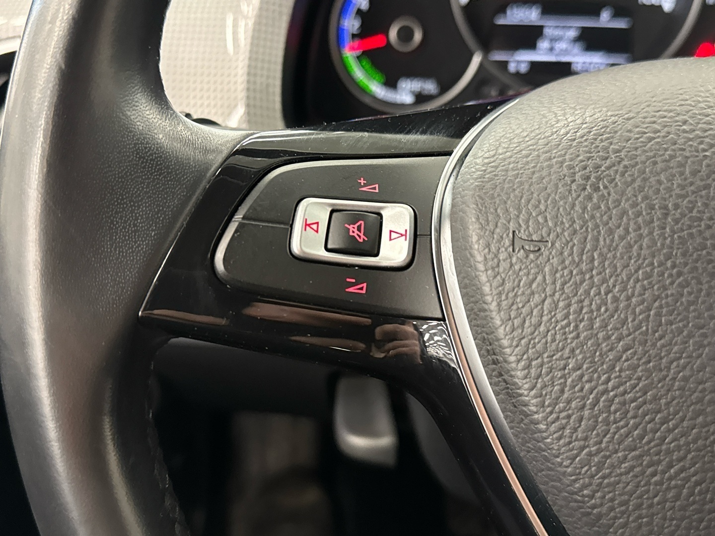 VOLKSWAGEN up! 2018