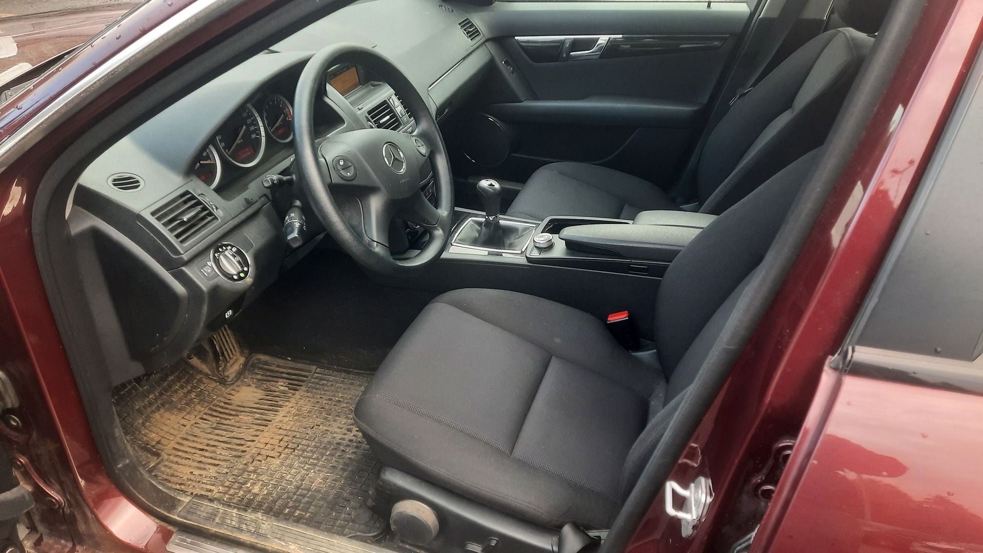 MERCEDES-BENZ C 2007