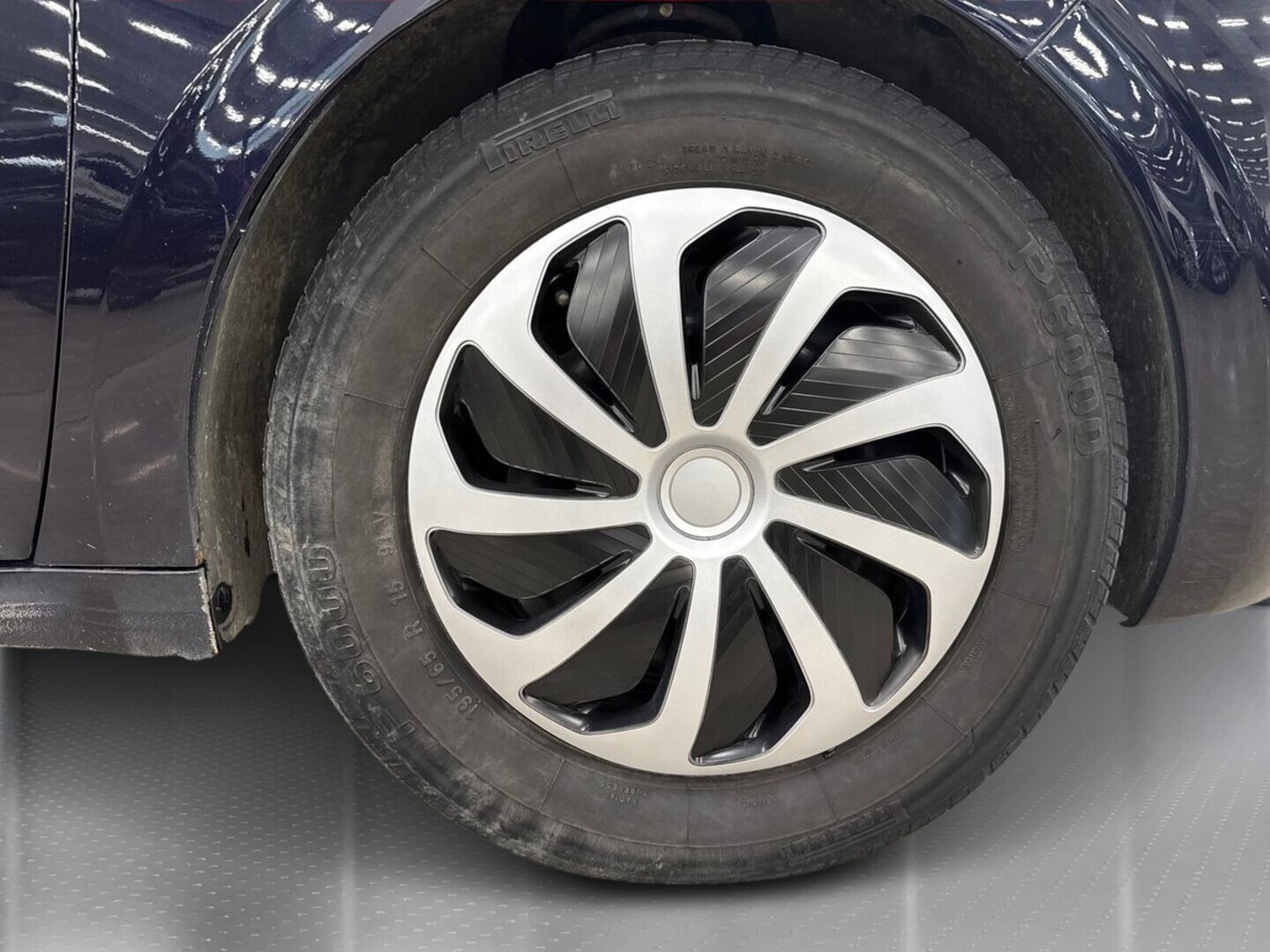 PEUGEOT 208 2014