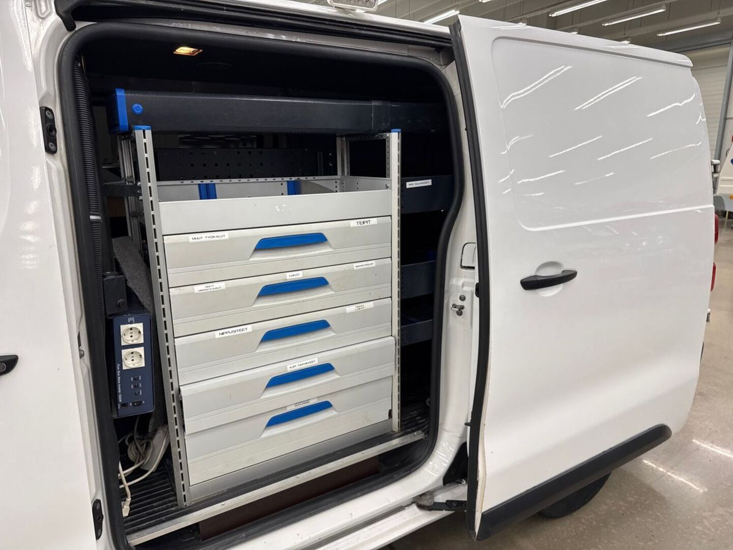 TOYOTA Proace 2021