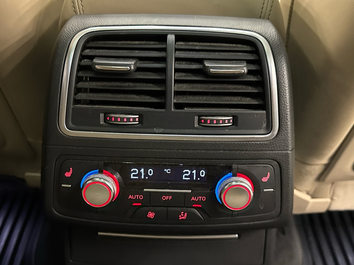 AUDI A6 allroad quattro 2015