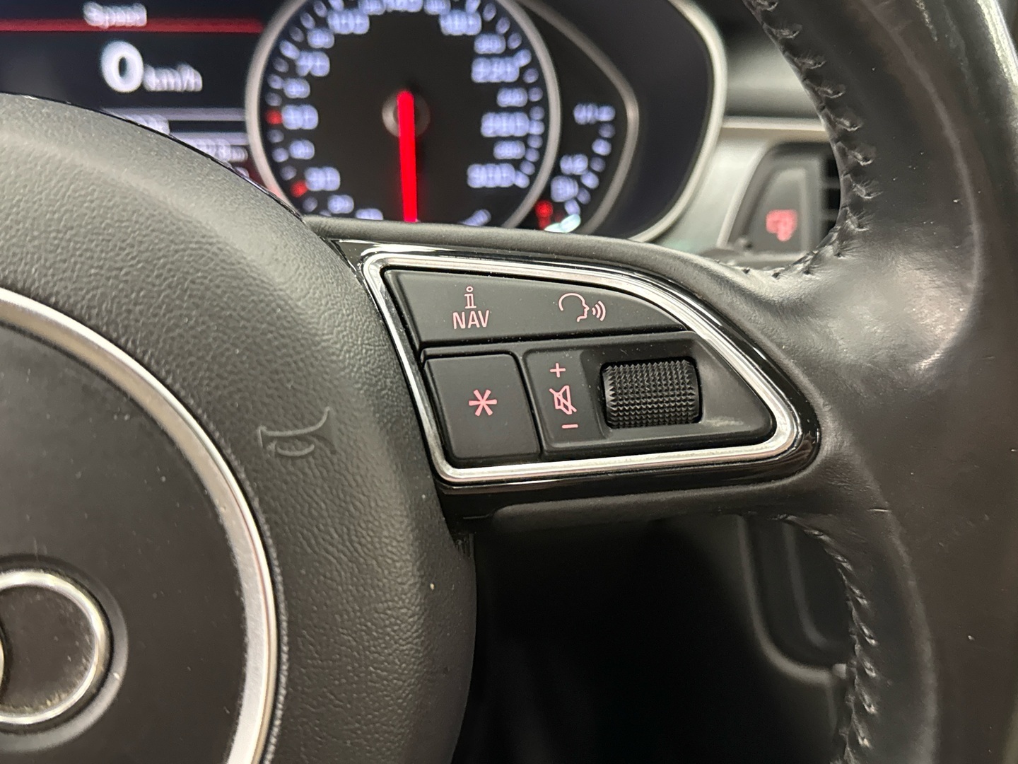 AUDI A6 allroad quattro 2015