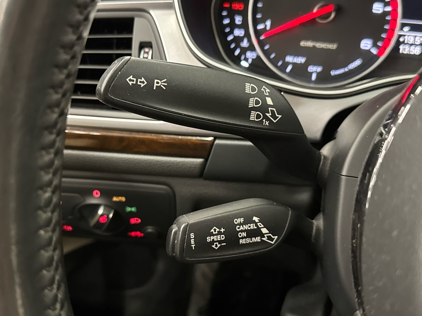 AUDI A6 allroad quattro 2015