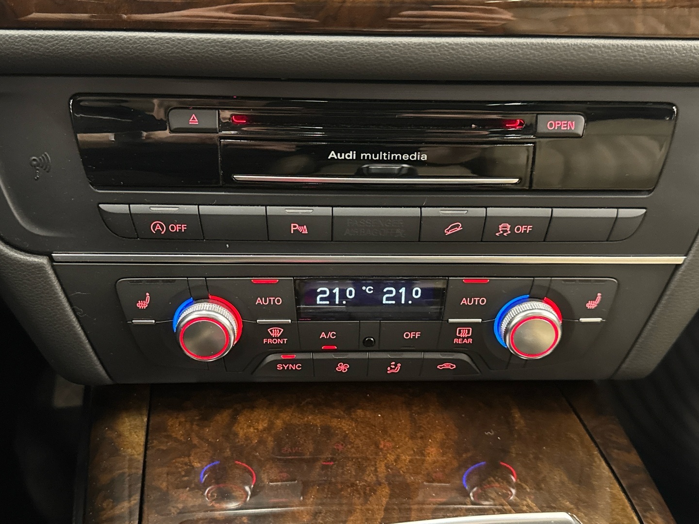 AUDI A6 allroad quattro 2015