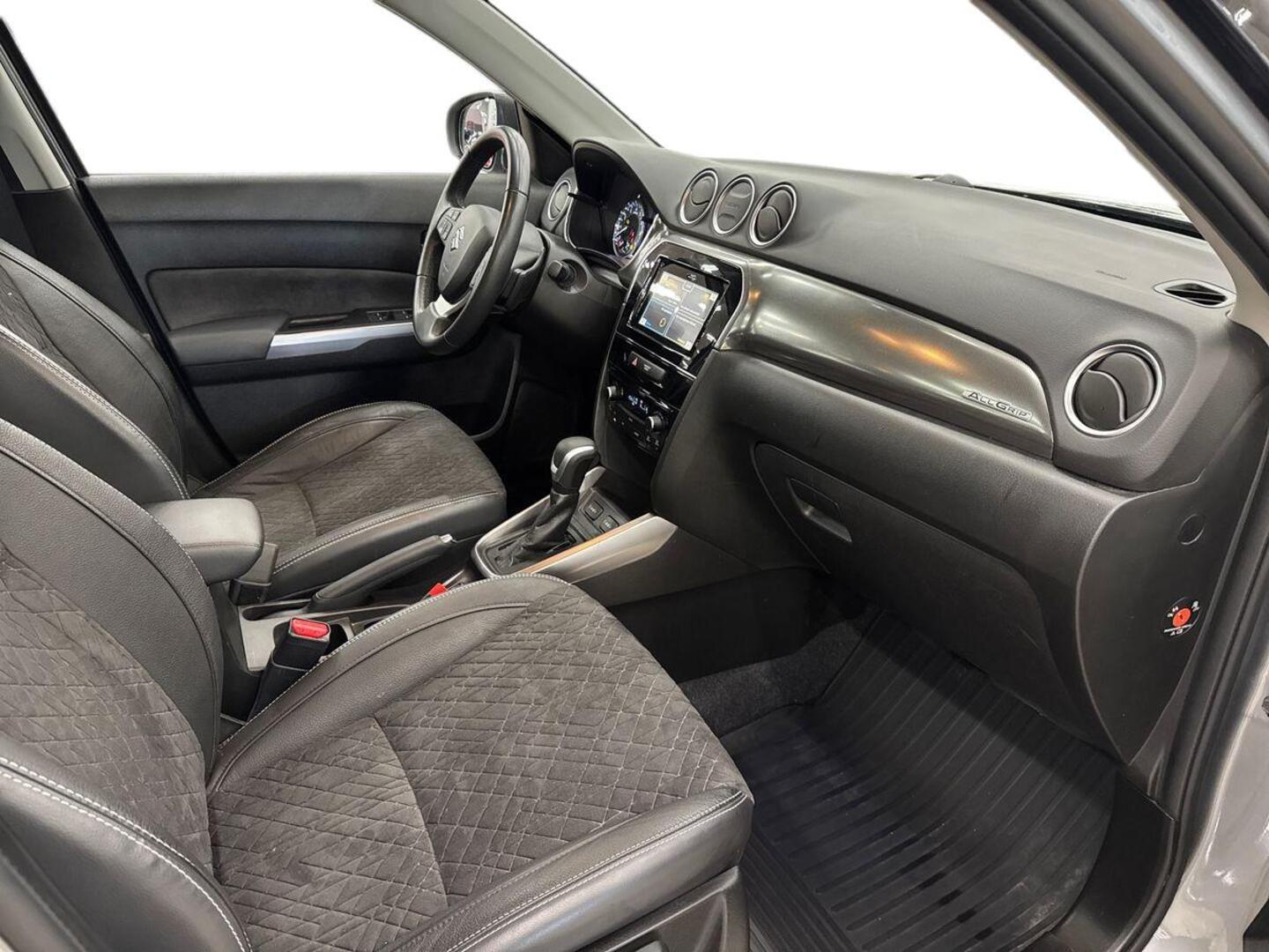 SUZUKI Vitara 2022