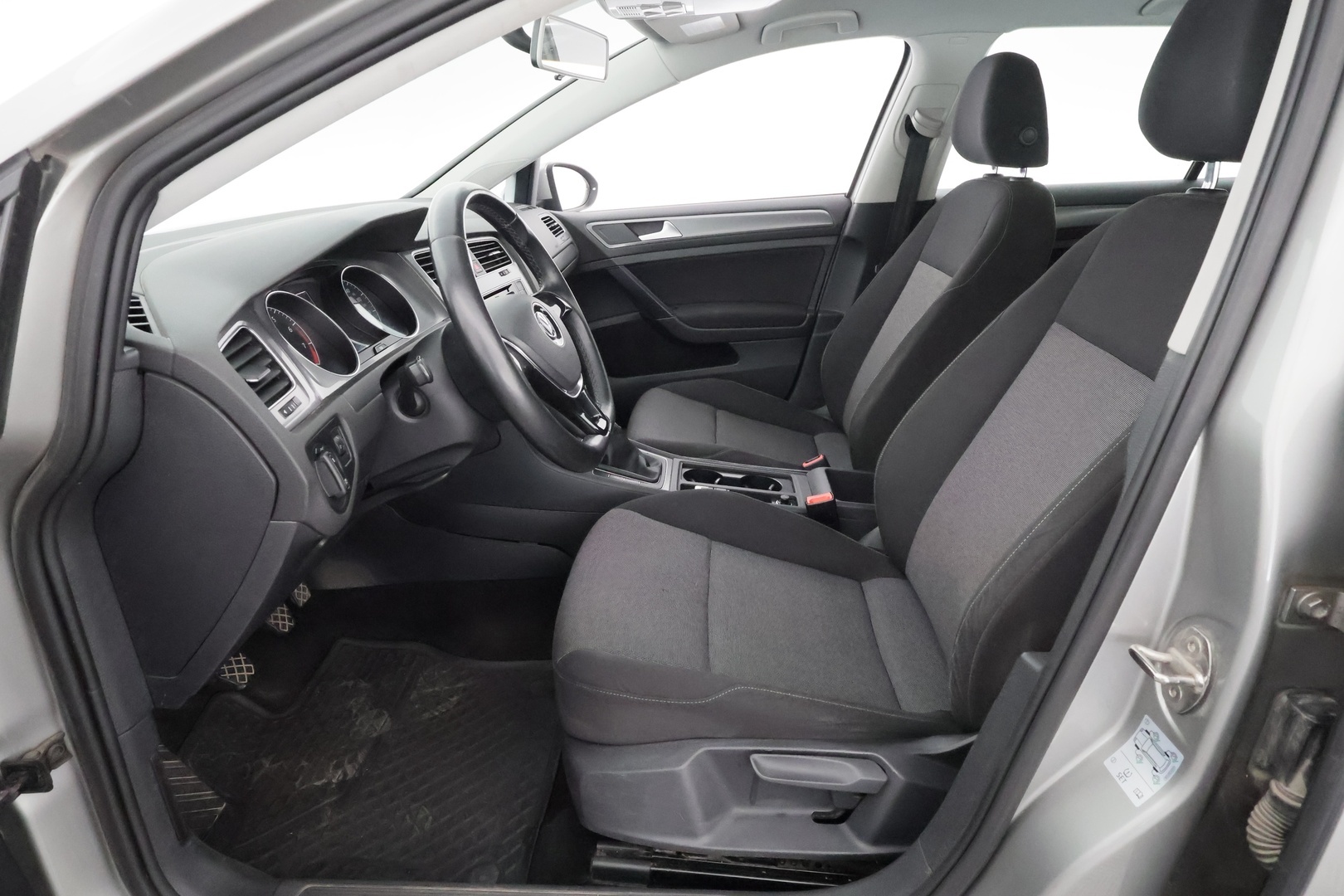 VOLKSWAGEN Golf 2014