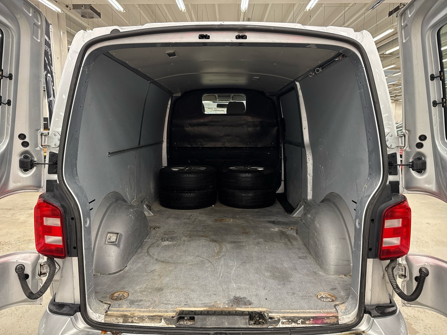 VOLKSWAGEN Transporter 2016