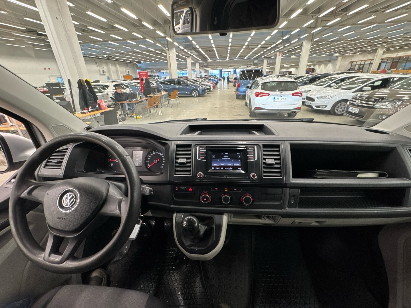 VOLKSWAGEN Transporter 2016