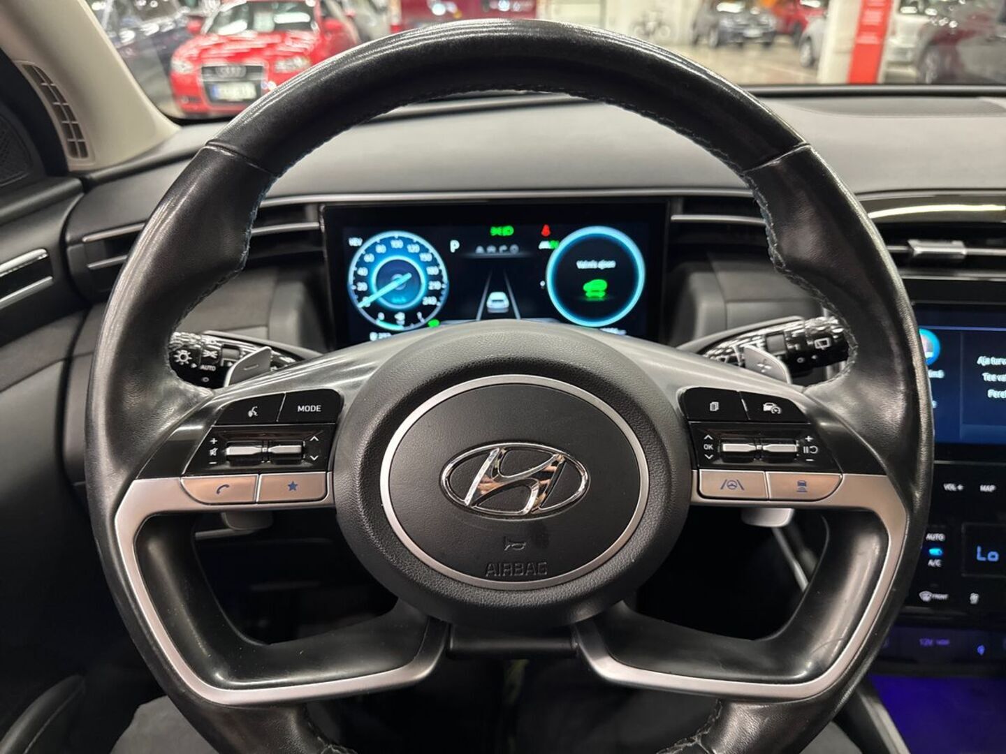 HYUNDAI Tucson 19