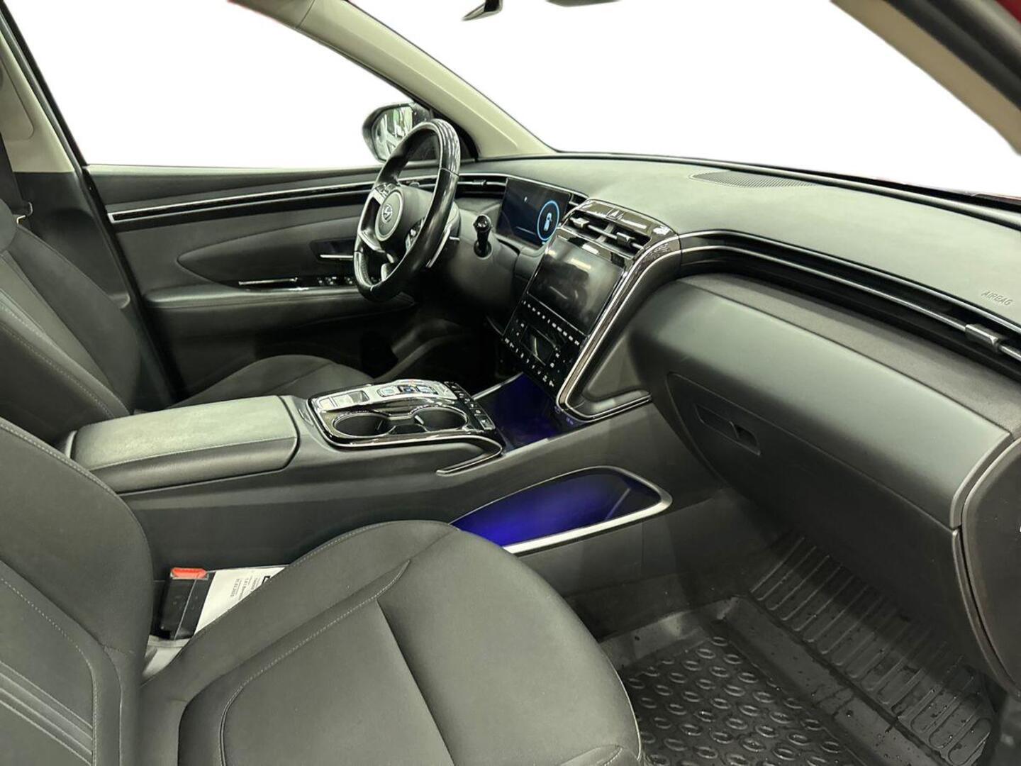 HYUNDAI Tucson 9