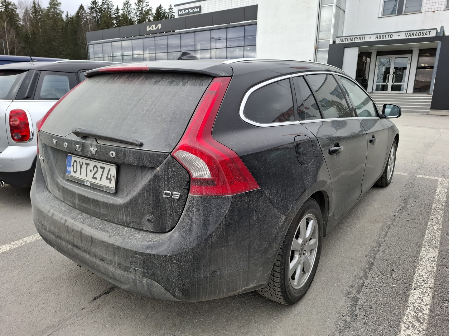 VOLVO V60 2011