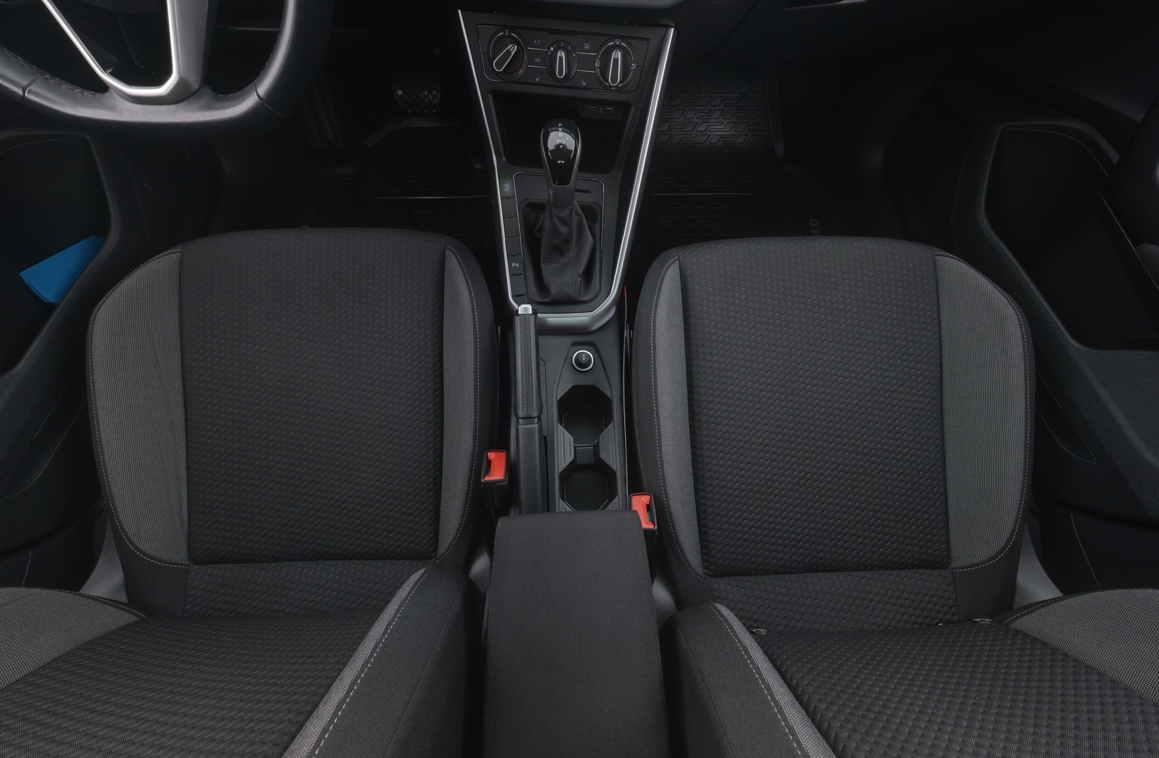 VOLKSWAGEN Polo 2022