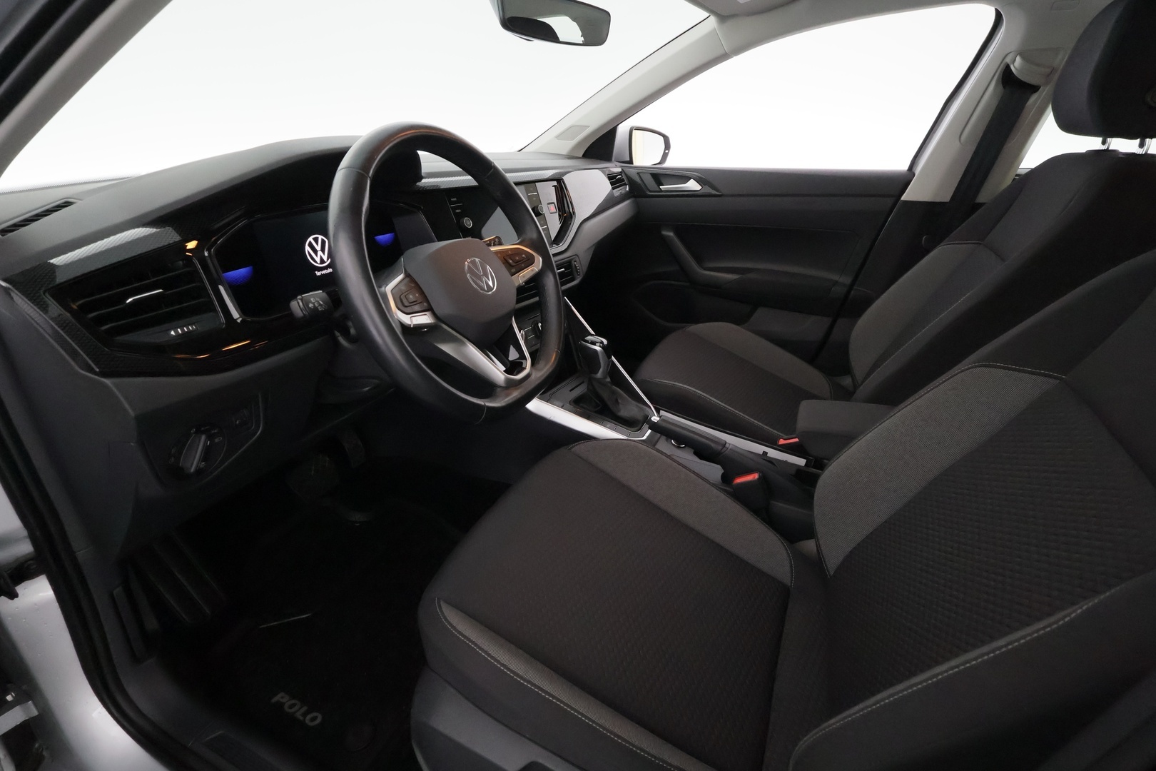 VOLKSWAGEN Polo 2022