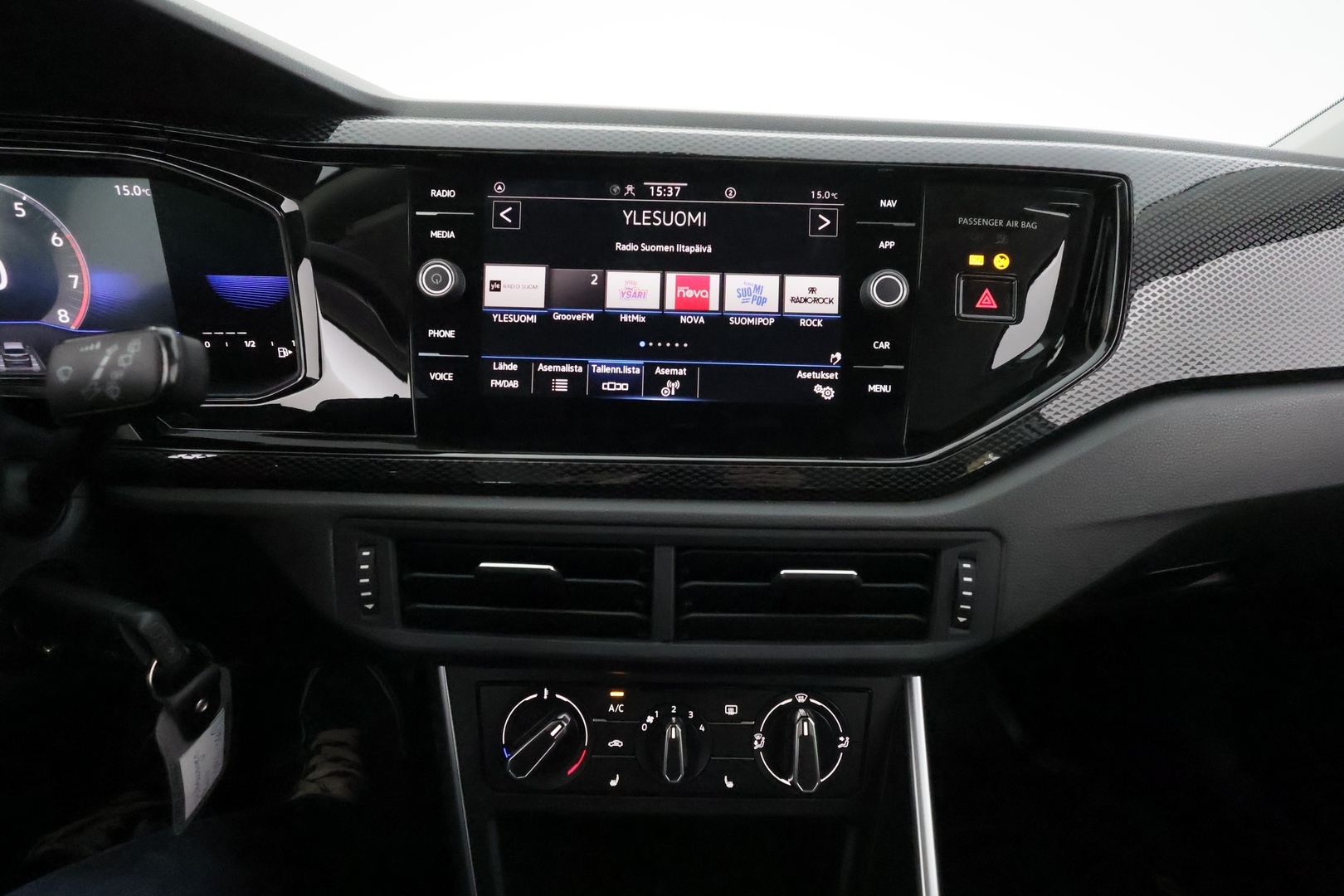 VOLKSWAGEN Polo 2022