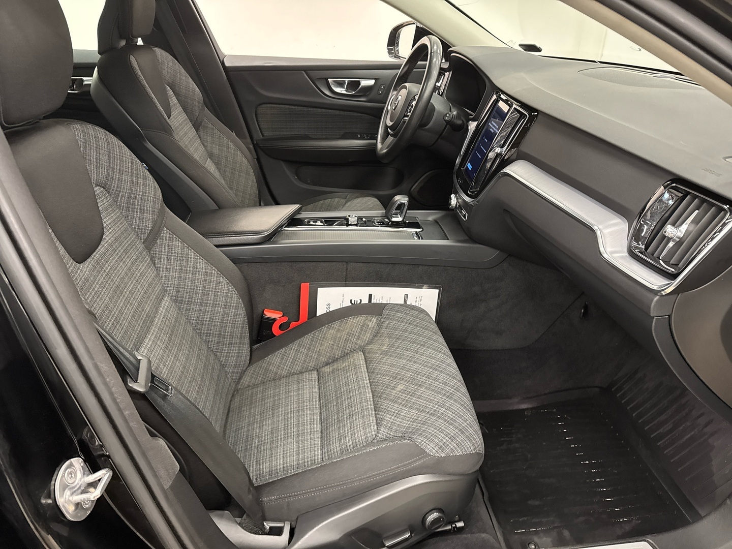 VOLVO V60 Cross Country 2023