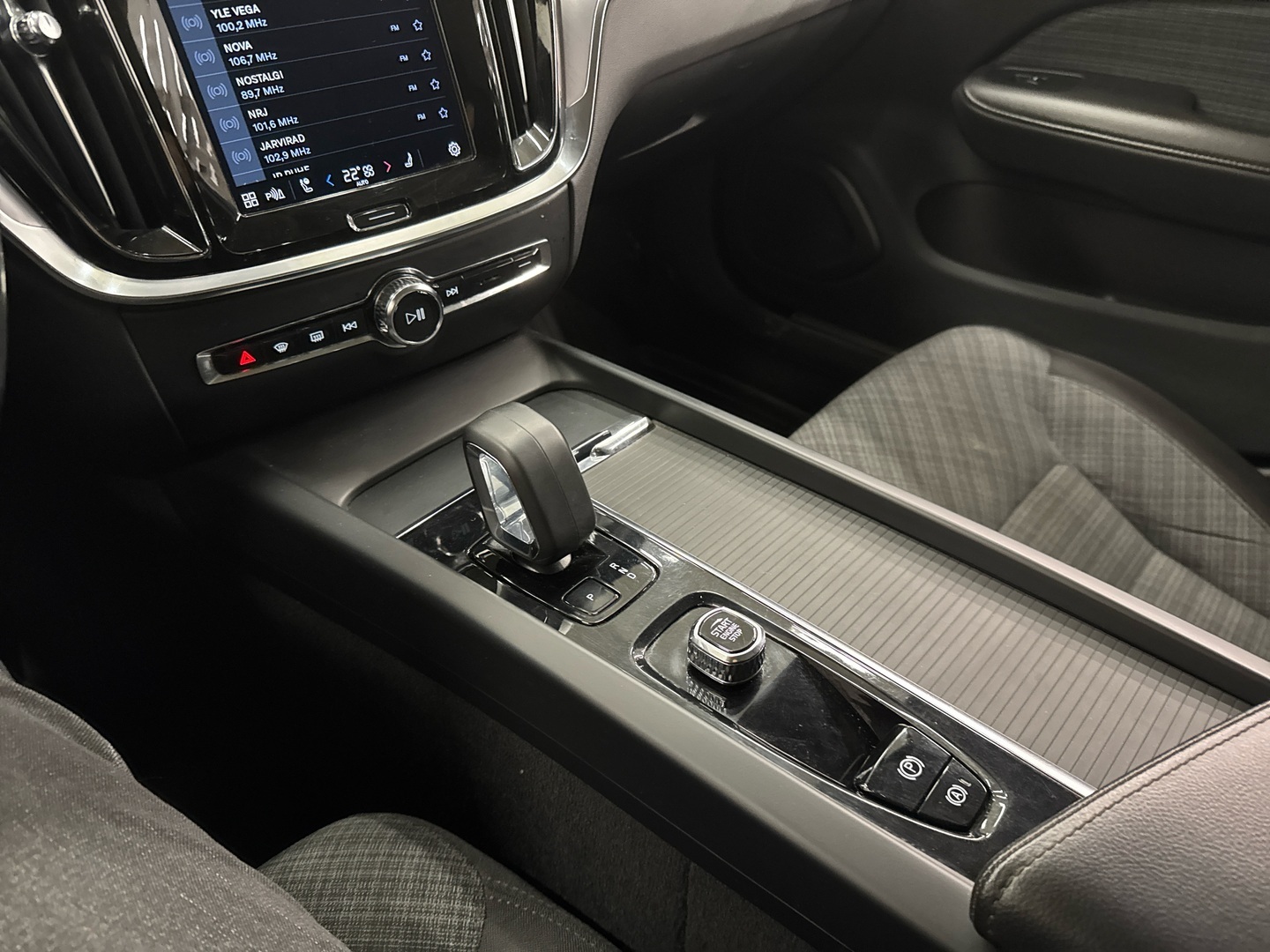 VOLVO V60 Cross Country 2023