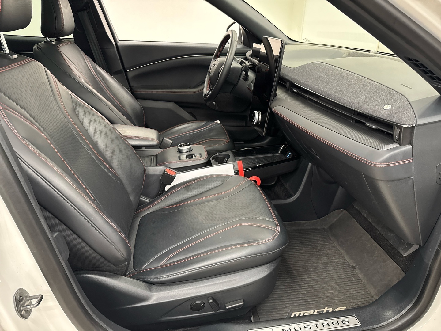 FORD Mustang Mach-E 2023