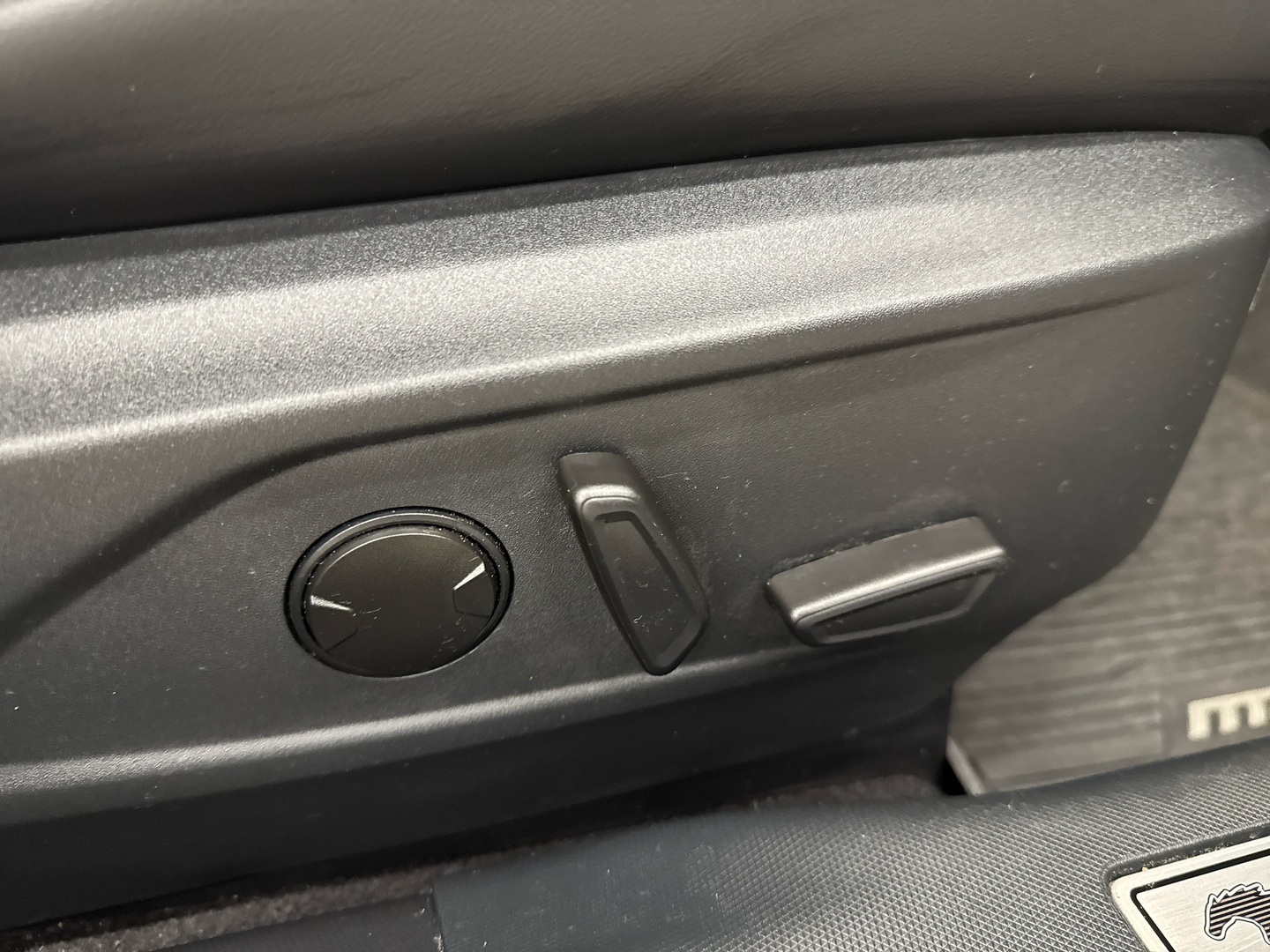 FORD Mustang Mach-E 2023