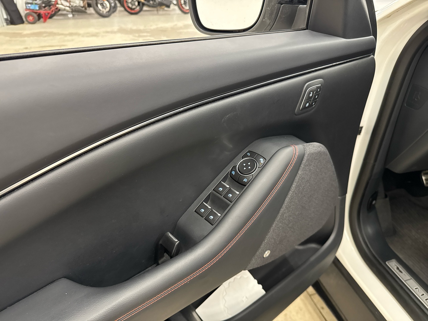 FORD Mustang Mach-E 2023