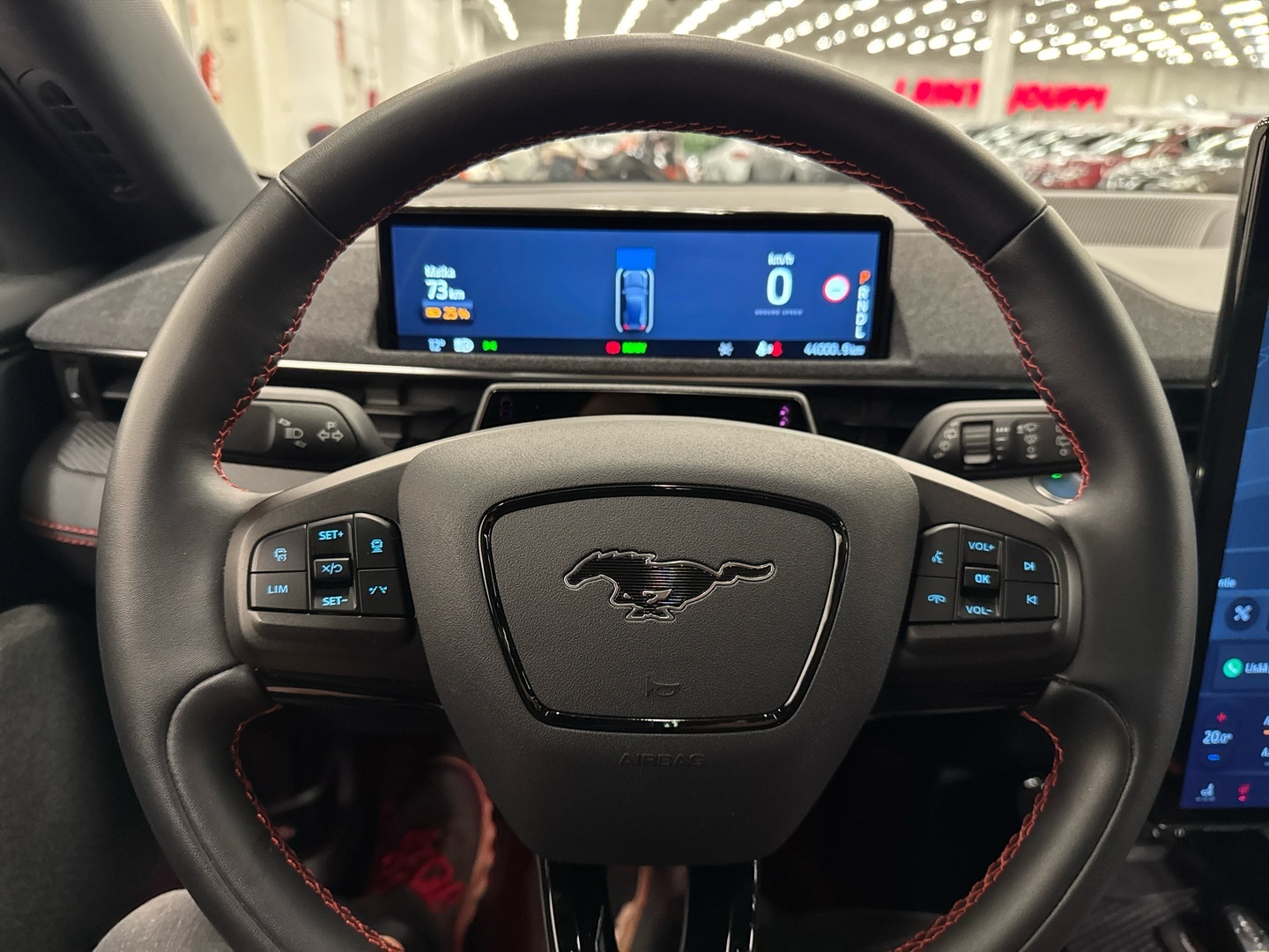 FORD Mustang Mach-E 2023