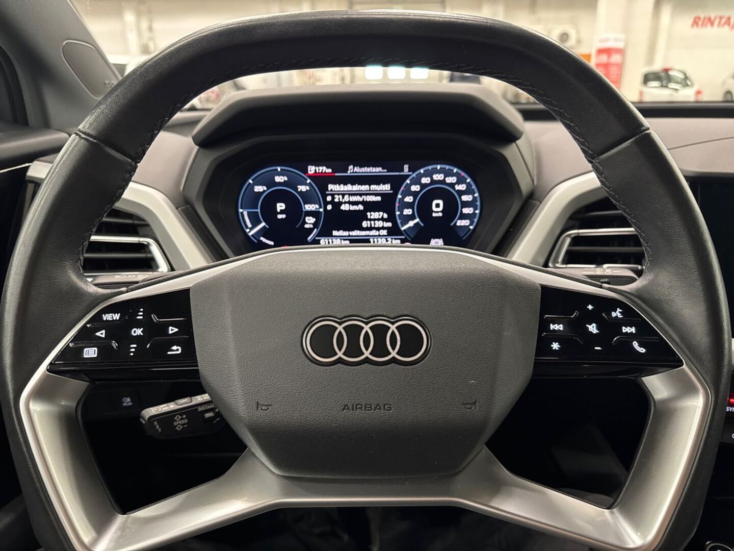 AUDI Q4 e-tron 2023