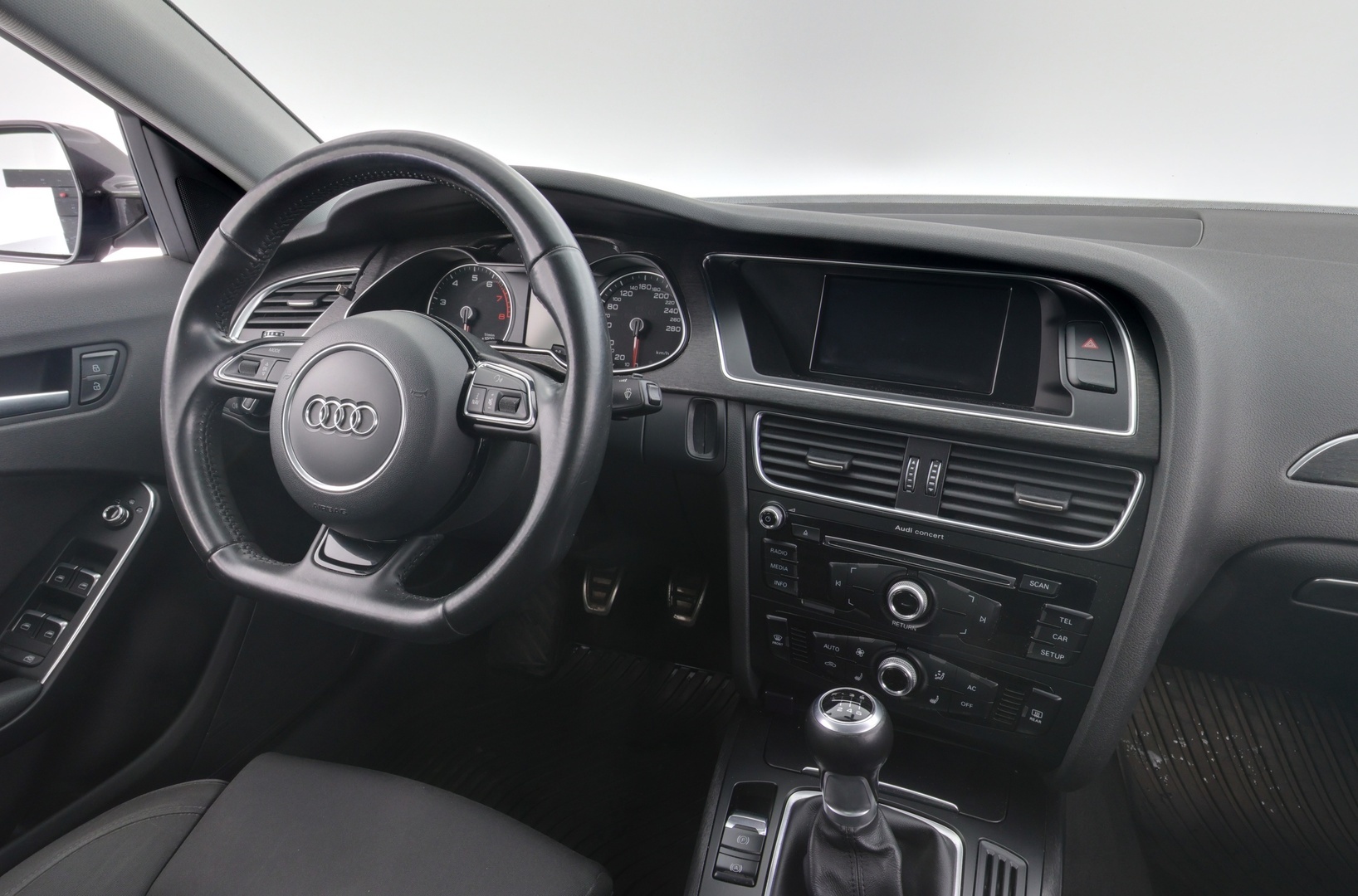 AUDI A4 2012