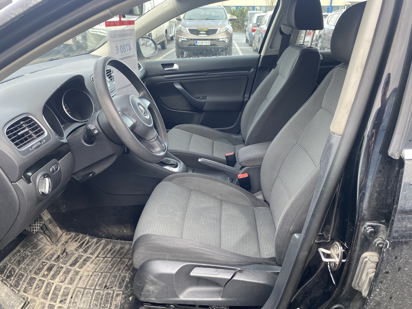 VOLKSWAGEN Golf 2011