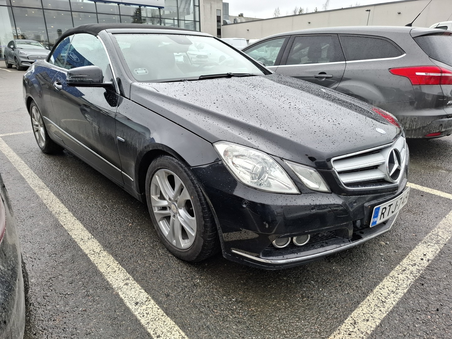 MERCEDES-BENZ E 2011