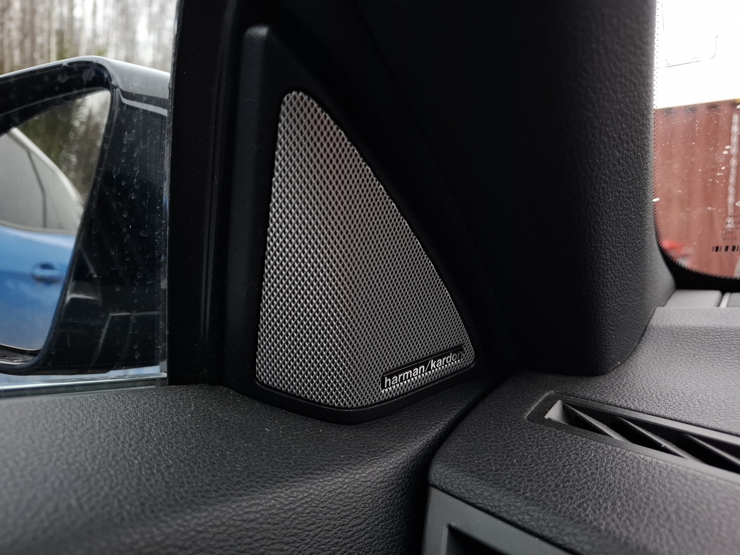 MERCEDES-BENZ E 2011