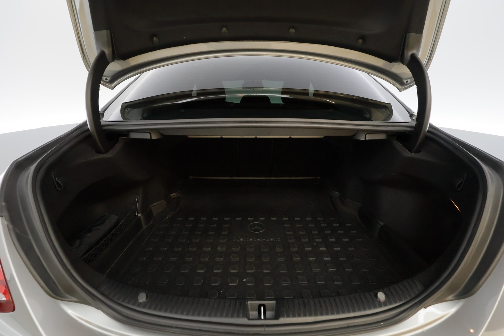 MERCEDES-BENZ C 2016