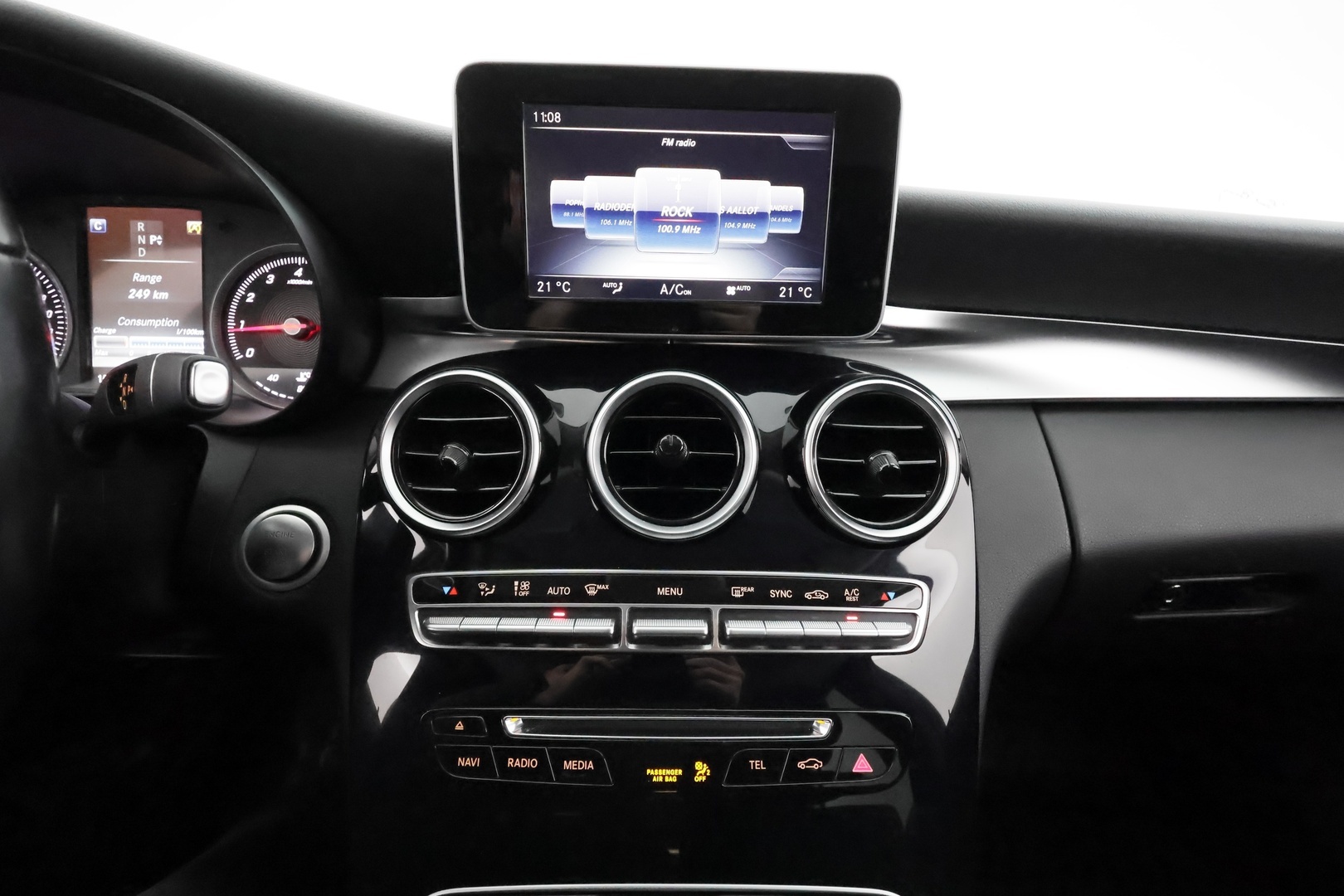 MERCEDES-BENZ C 2016