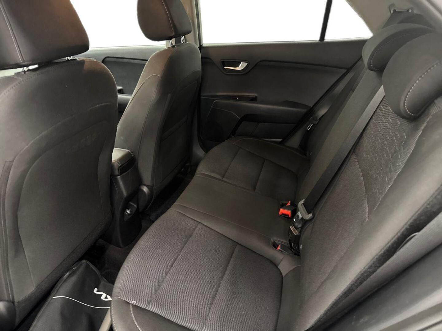 KIA Rio 2024