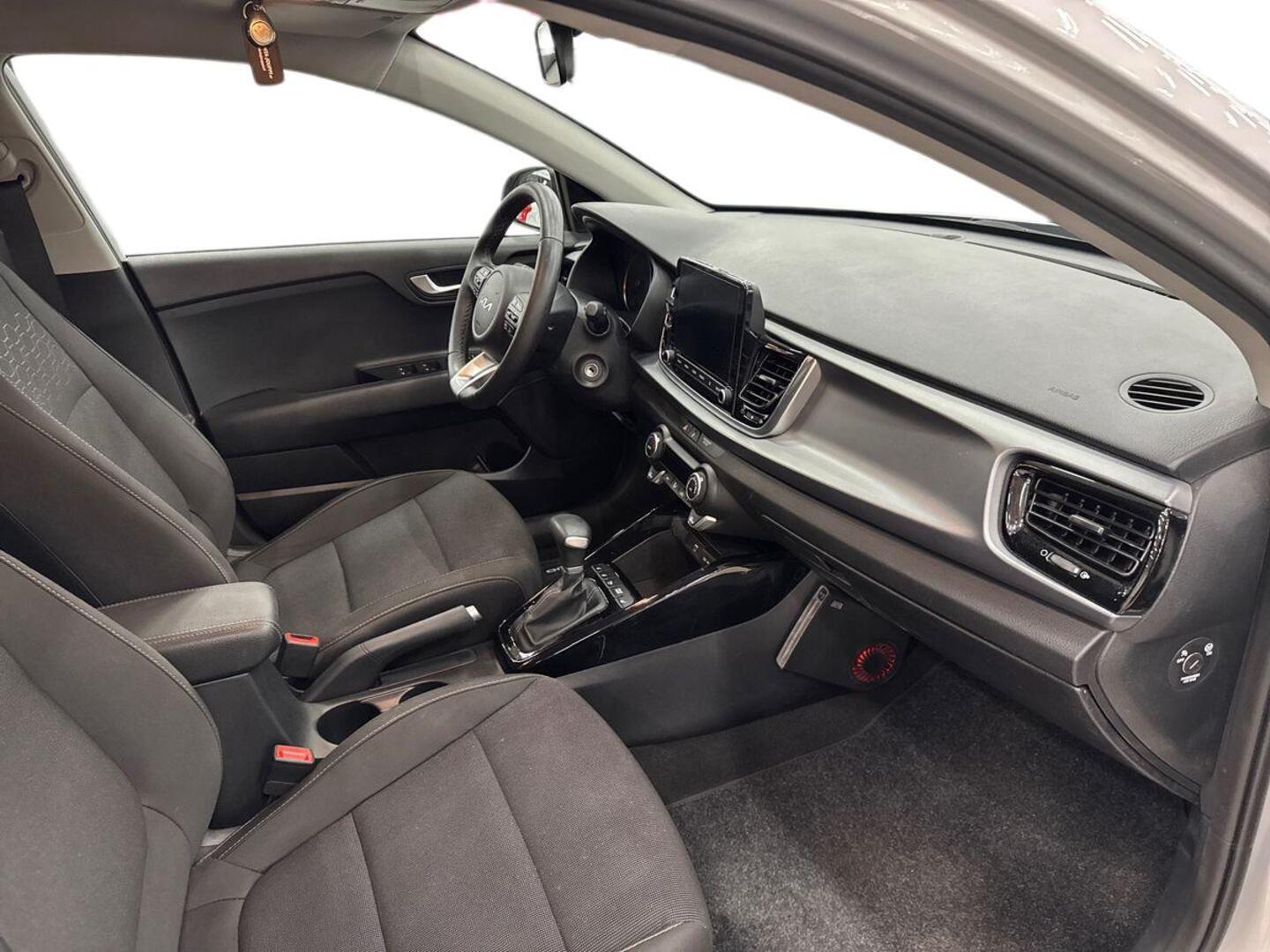 KIA Rio 2024