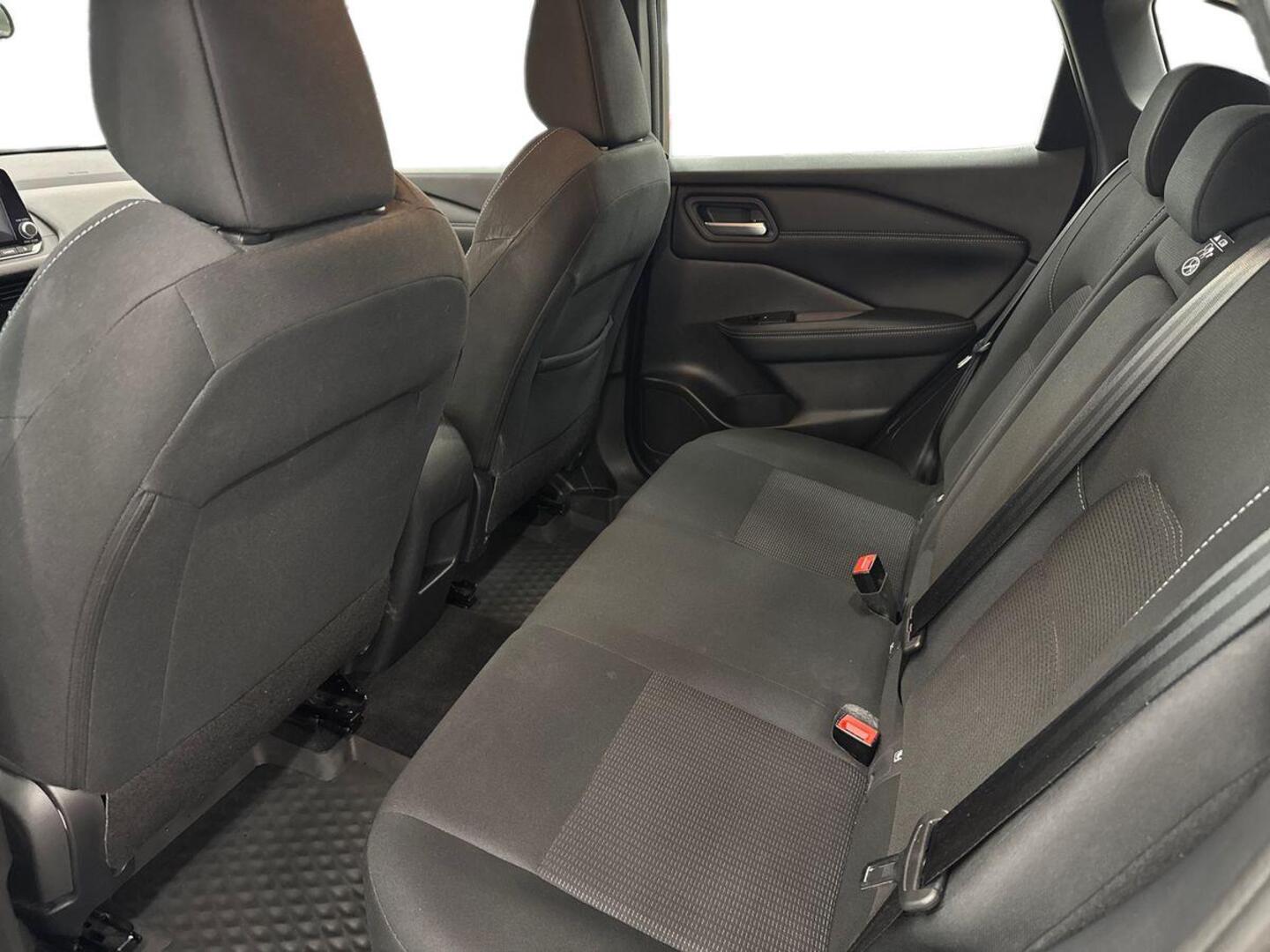 NISSAN Qashqai 2024
