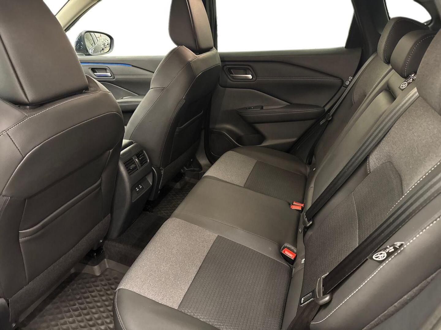 NISSAN Qashqai 2024