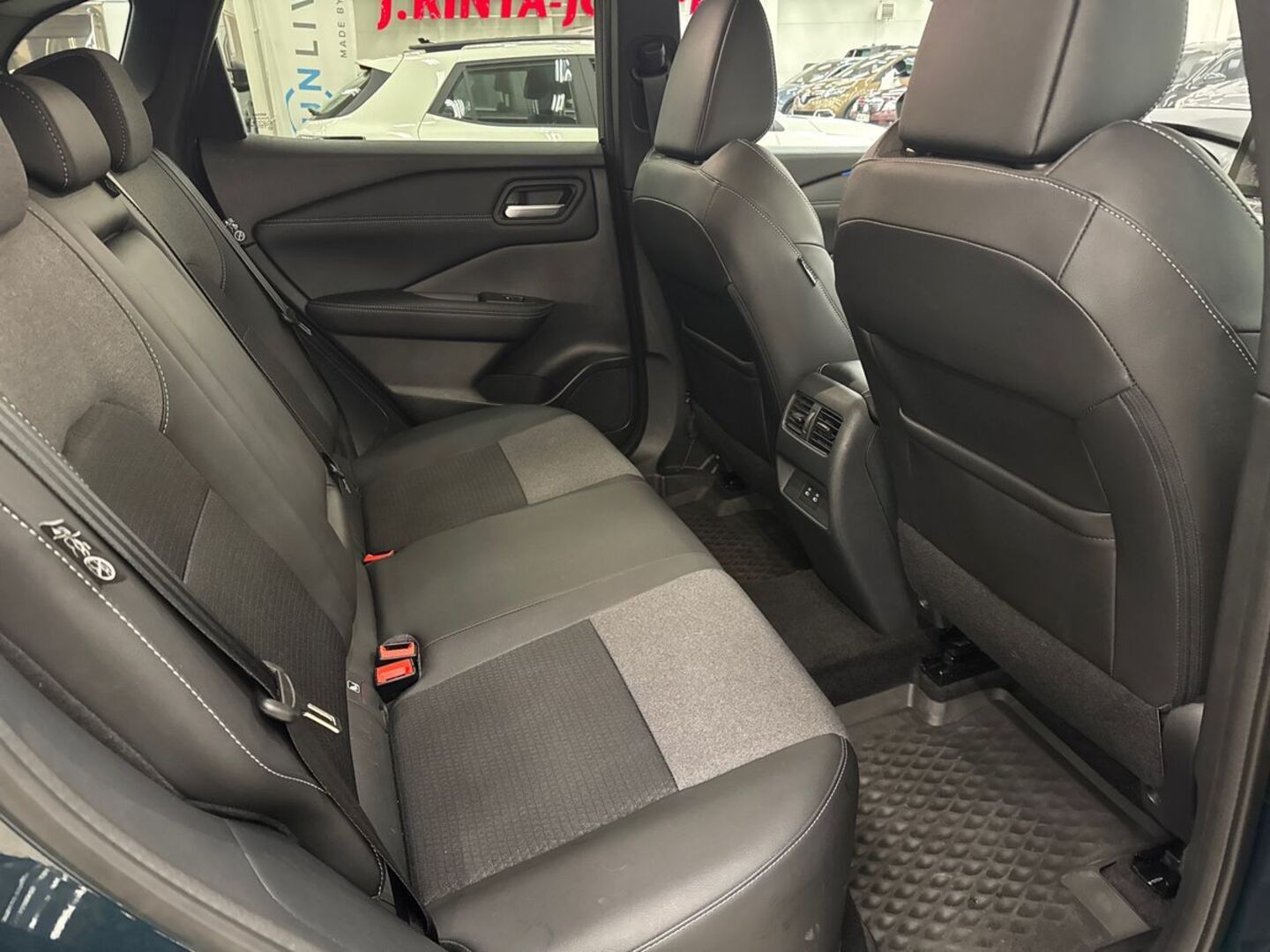 NISSAN Qashqai 2024