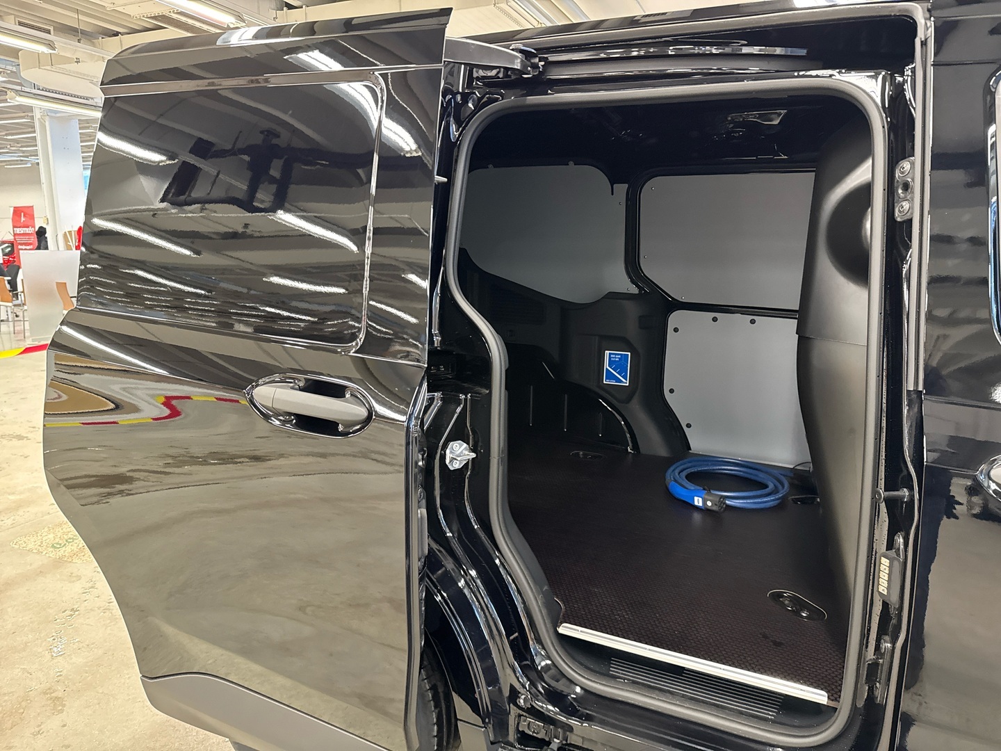 FORD Transit Courier 2026