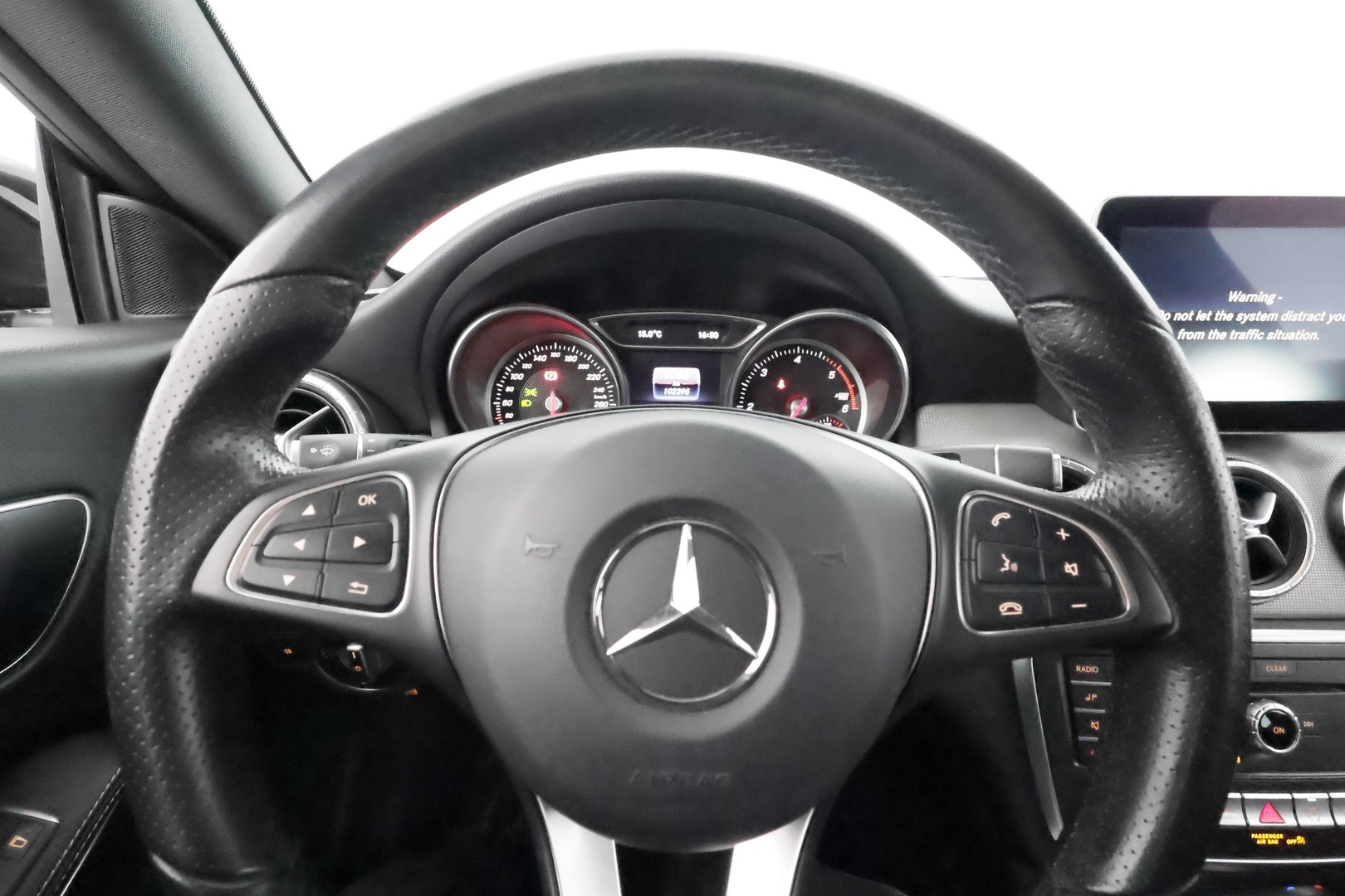 MERCEDES-BENZ CLA 2016