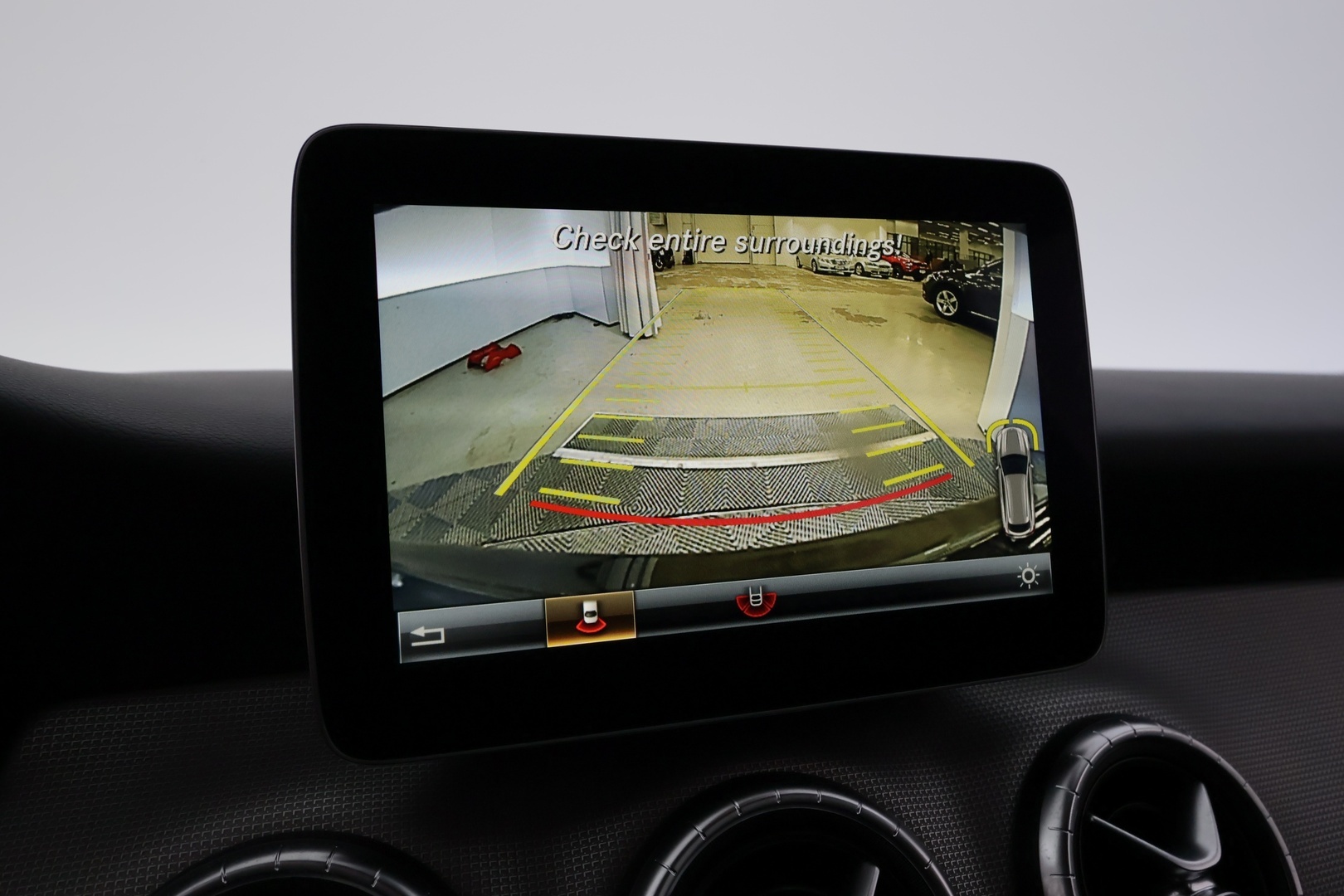 MERCEDES-BENZ CLA 2016