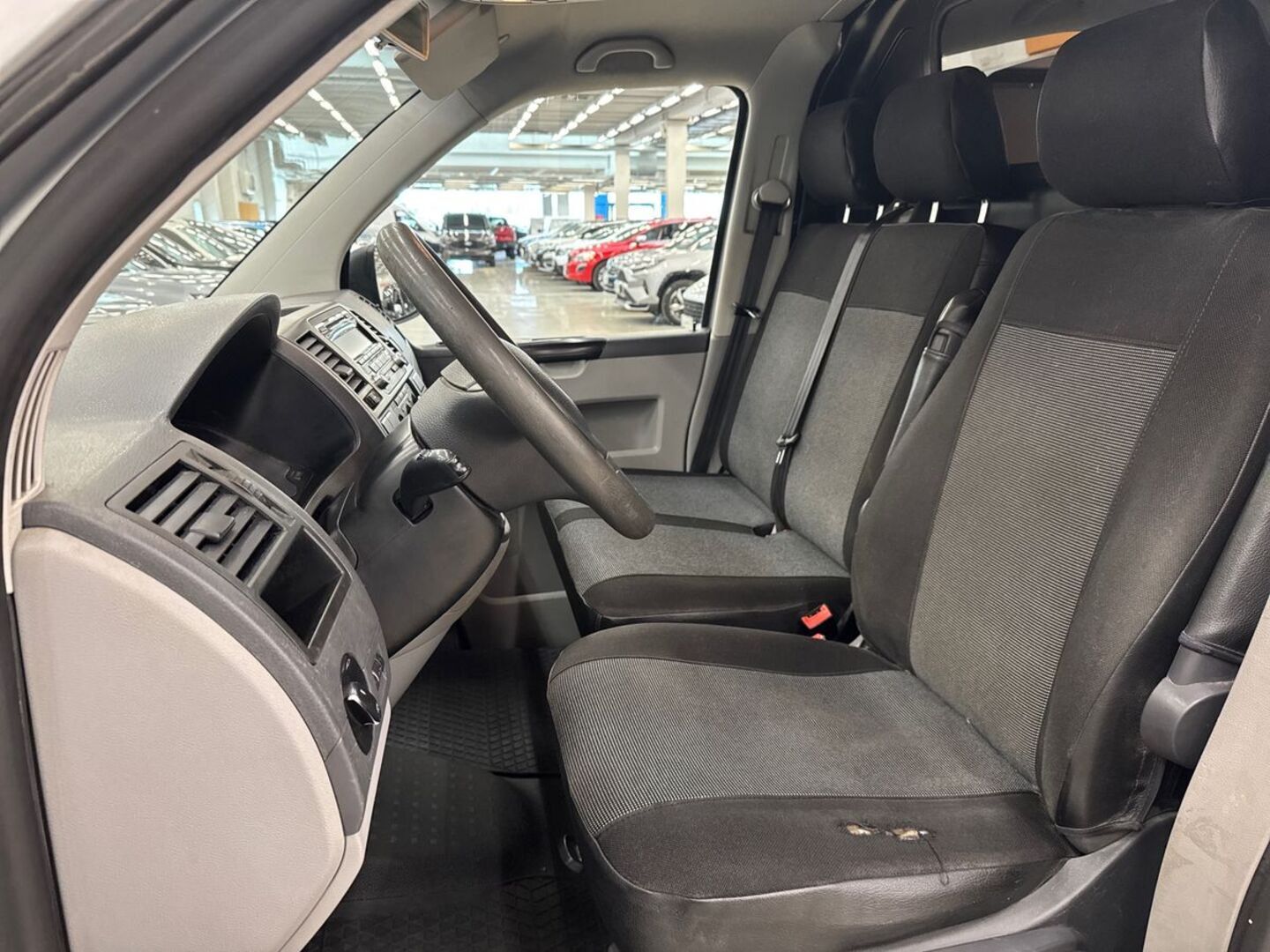VOLKSWAGEN Transporter 2013